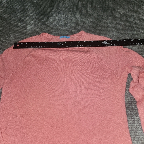 J. Mclaughlin Longsleeve Coral Sweater Sz Small Decorative Buttons Soft Knit, - Picture 4 of 7